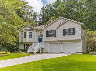 3390 Lake Carlton Rd, Loganville, GA 30052