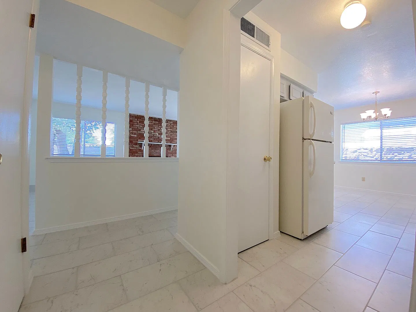 Northeast El Paso 3 Bed Refrig A/C — Photo 2