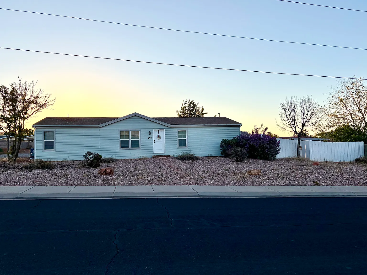3 bed, 1512 sqft, $1,950 — Photo 2