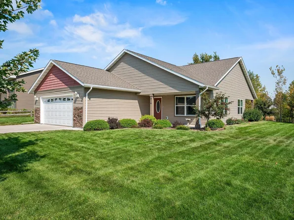 914 Johnson Dr, New Richmond, WI 54017