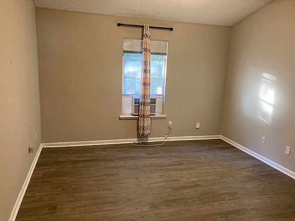 2nd image of 509 Jimbay Dr