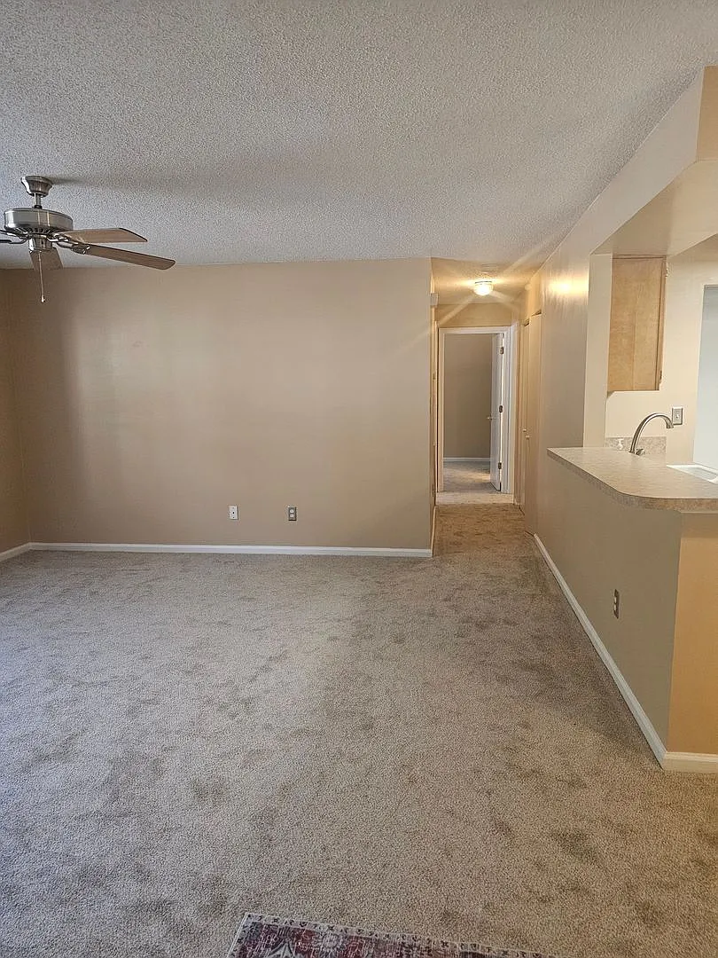 315 Gainsborough Square — Photo 4