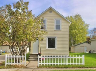 327 3rd Ave NW, Milaca, MN 56353