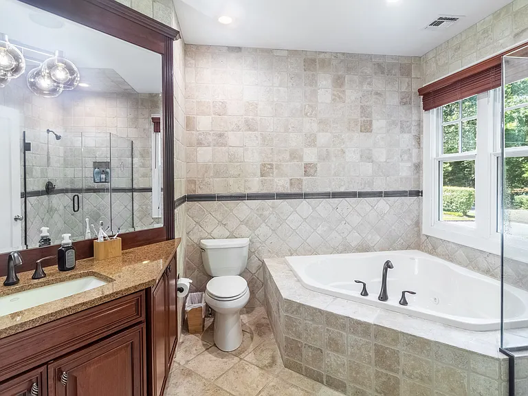 106 Henry Rd — Photo 22