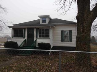 502 SW 5th Ave, Aledo, IL 61231