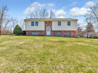 2500 Hollywood Dr, Gibsonia, PA 15044