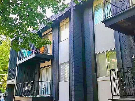 3rd image of 807 W 40th St APT 1