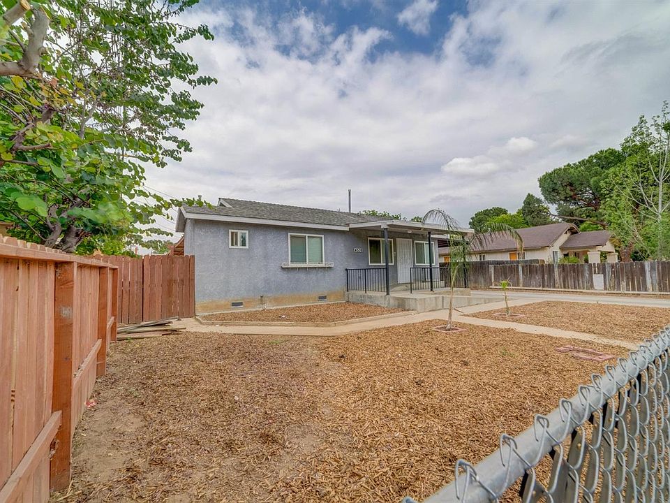 2nd image of 4539 E Fillmore Ave
