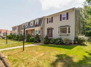 55 Janet Cir UNIT 5, Bridgeport, CT 06606