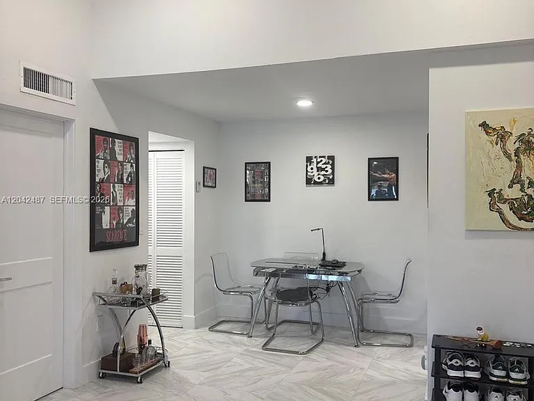 15560 SW 80th St #K-205 — Photo 4