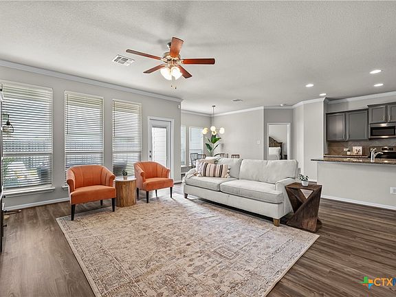 3rd image of 10220 Duchman Ln