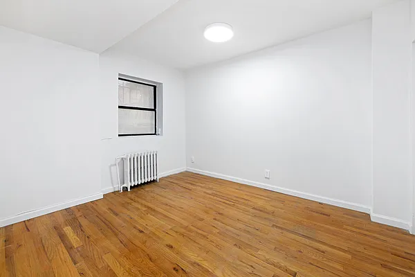 Rented by Compass | media 13