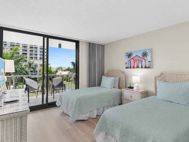 440 Seaview Ct #409 — Photo 6