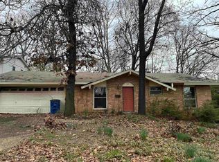 4 Sallisaw Cir, North Little Rock, AR 72116