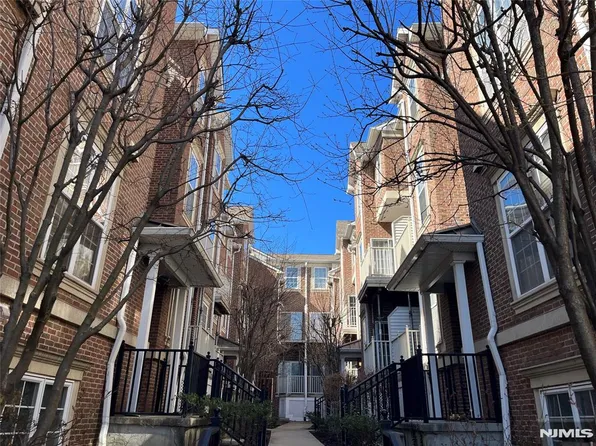 200 Dey St Unit 259, Harrison, NJ 07029