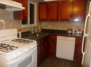 212-12 43rd Ave, Bayside, NY 11361