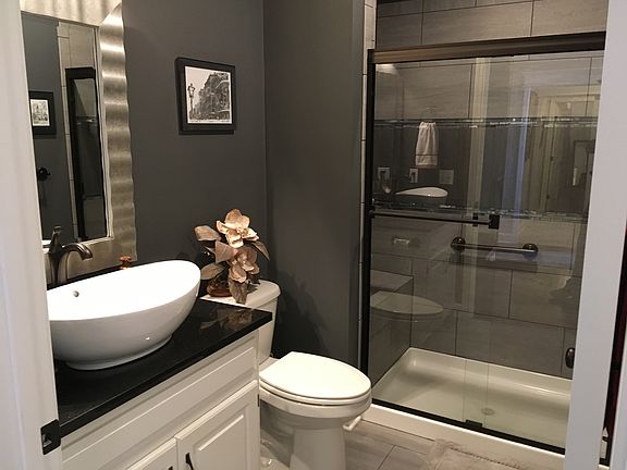 guest bath - main level