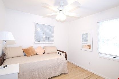 4th image of 121 Windmill Ln