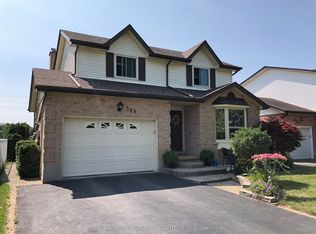 389 Wintergreen Dr, Waterloo, ON N2V 1L7