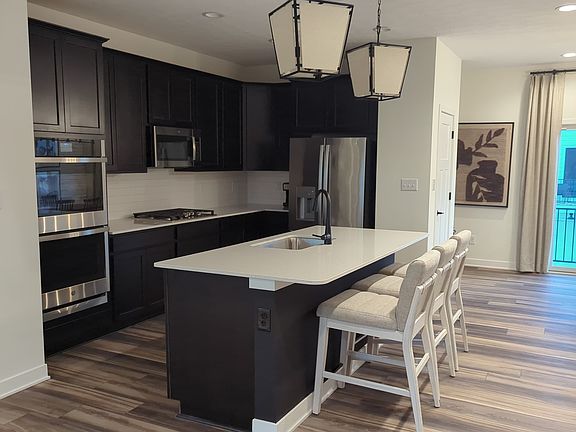 3rd image of 4391 Barrel Ln