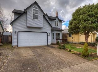 919 SW 215th Ave, Beaverton, OR 97003