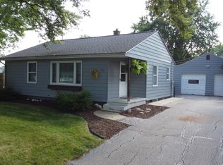 525 Faircrest Ave NW, Grand Rapids, MI 49534