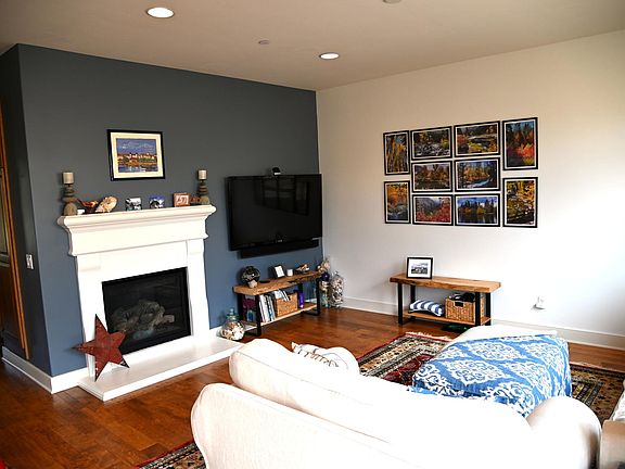 4th image of 4953 El Carro Ln