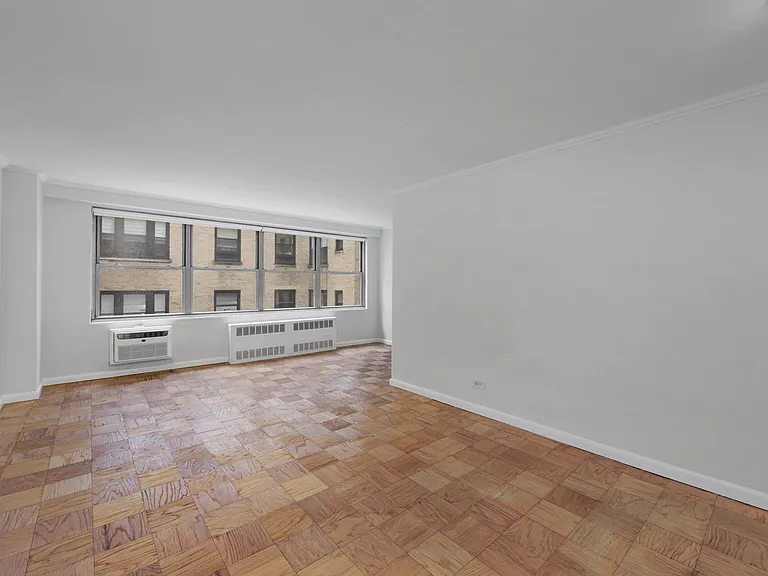 210 W 89th St #3B — Photo 3