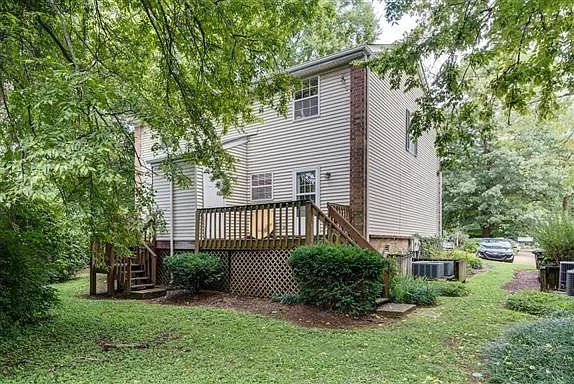 2827 Hazelwood Dr — Photo 9