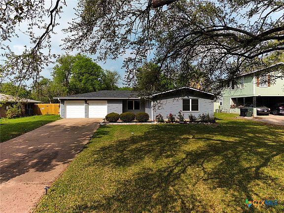 2nd image of 3902 Brooklawn Dr