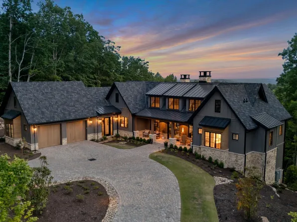 189 Crowne Hill Way, Marietta, SC 29661