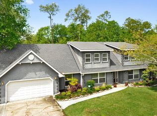 5 Bayou View Dr, Gulfport, MS 39507