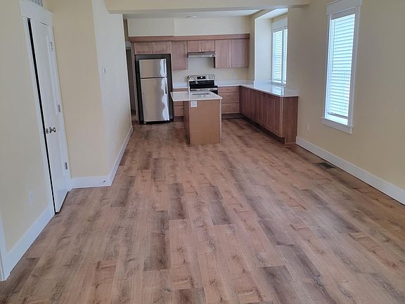 2nd image of 427 E Pine St #2
