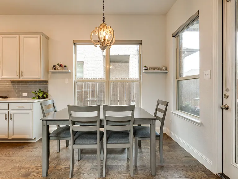 5605 Acoma Ln — Photo 12