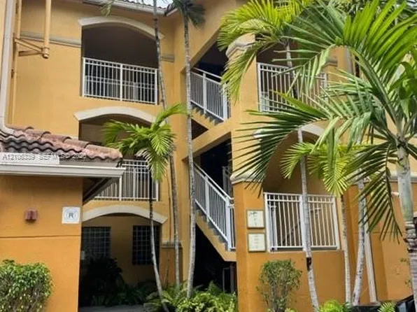 9645 NW 1st Ct #1207, Hollywood, FL 33024