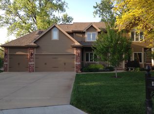 8610 Oahu Cir, Papillion, NE 68046