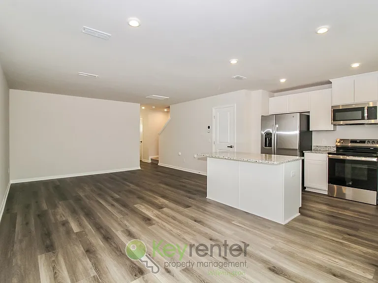 3198 NW Edgemead Cir #D — Photo 7