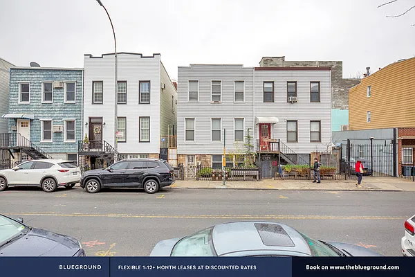 Rented by The Blueground | media 34