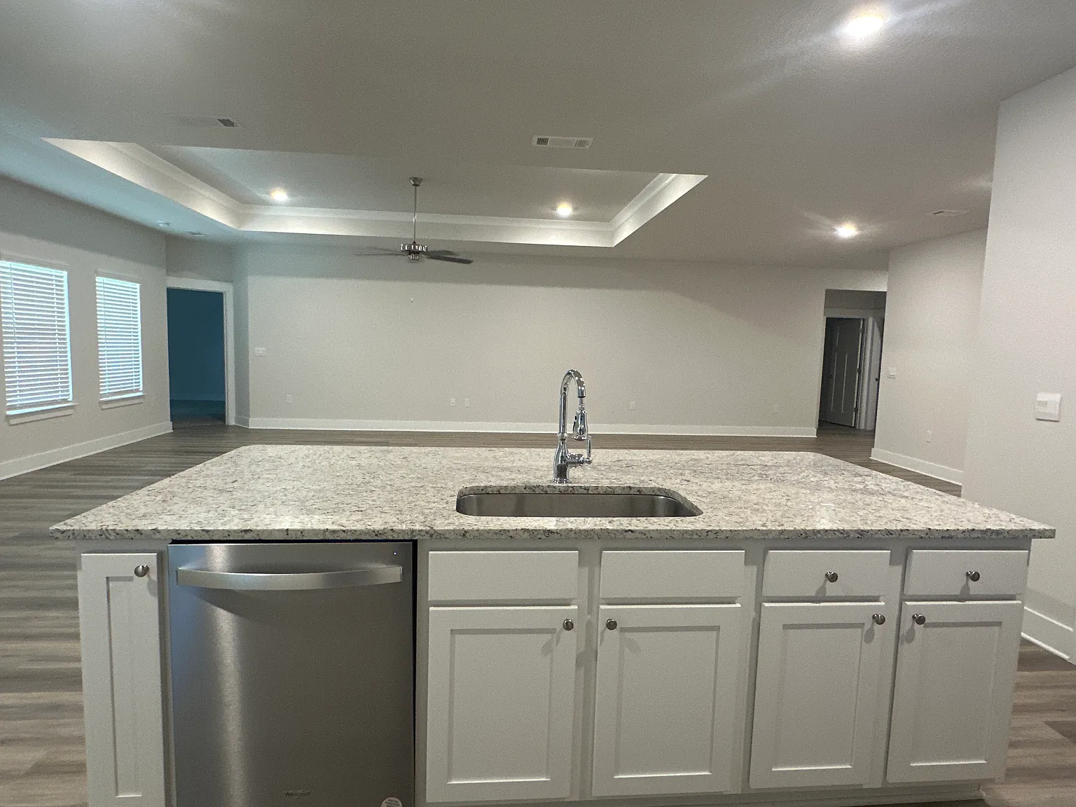 4 bed, 3152 sqft, $2,500 — Photo 4