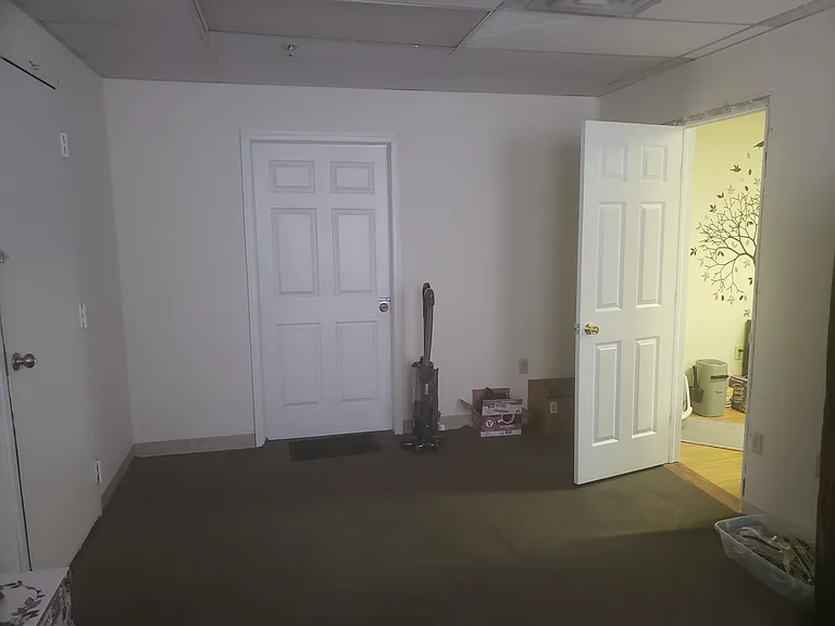 255 Schuyler Ave #109C — Photo 15