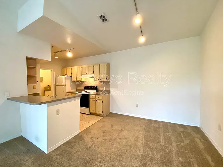 1275 Lake Shadow Cir #13305 — Photo 7