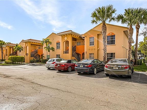 2nd image of 4166 Castilla CIR #104