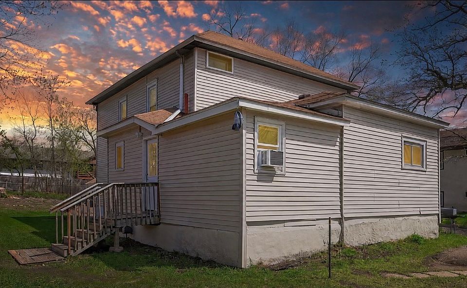 2nd image of 451 Western St APT 2
