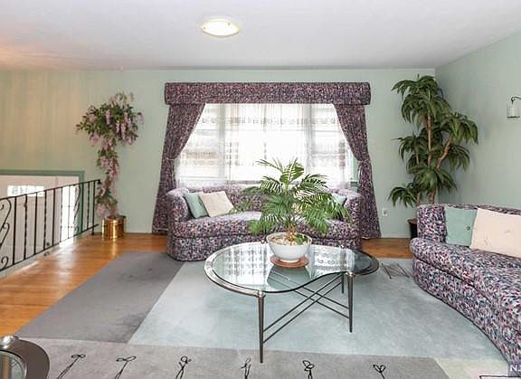 4th image of 85 1st St