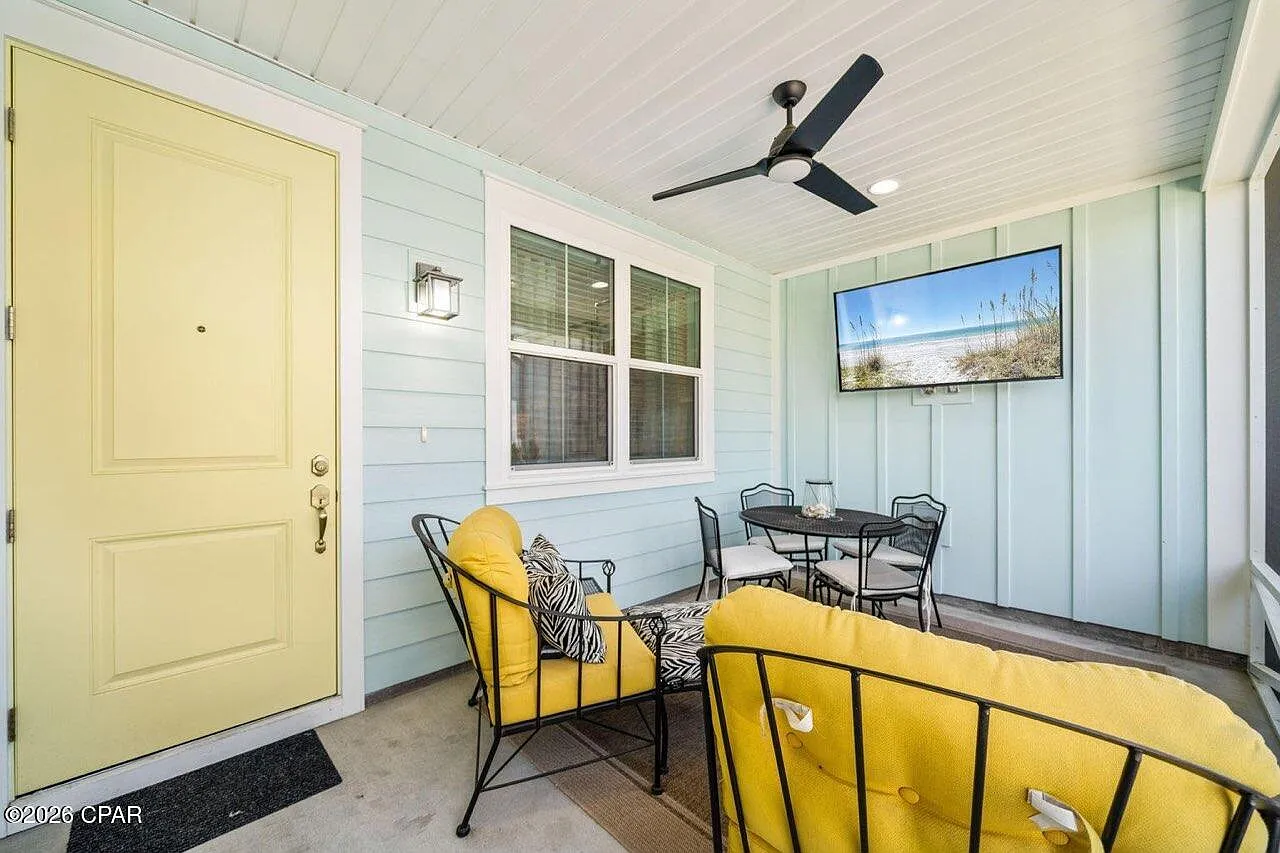 2 bed, 2.0 bath, 1308 sqft, $2,400 — Photo 4