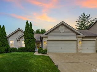 13025 Kinsley Heights Dr, Florissant, MO 63033