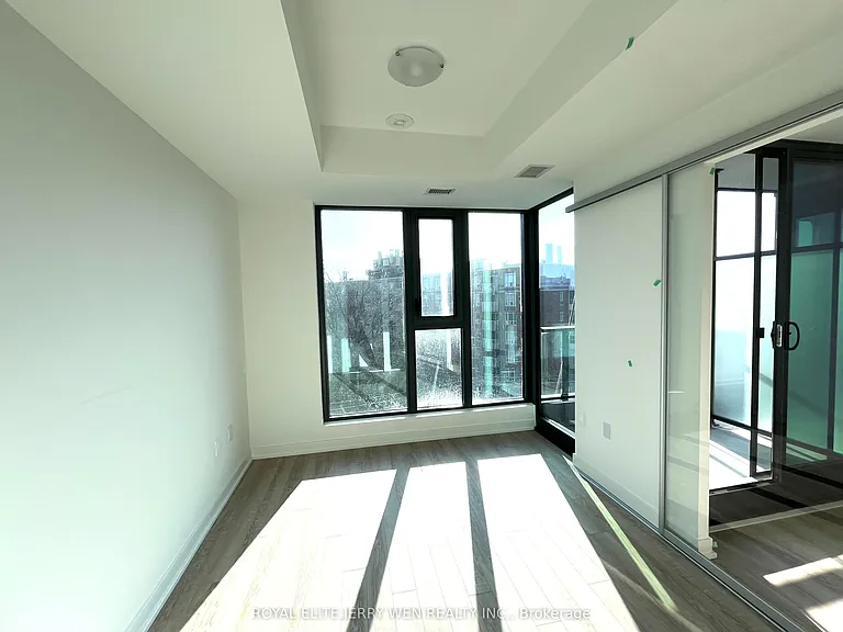 250 Lawrence Ave W #613 — Photo 9