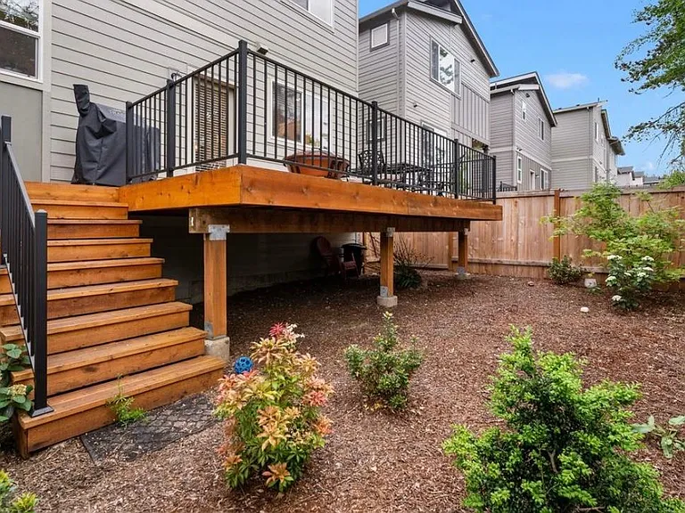 16844 SE Fox Glen Ct — Photo 24