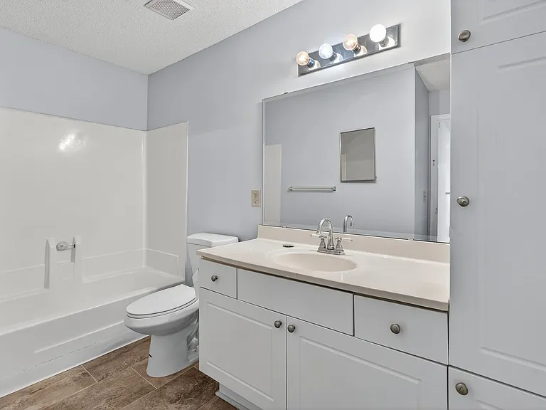 10200 Belle Rive Blvd #212 — Photo 20