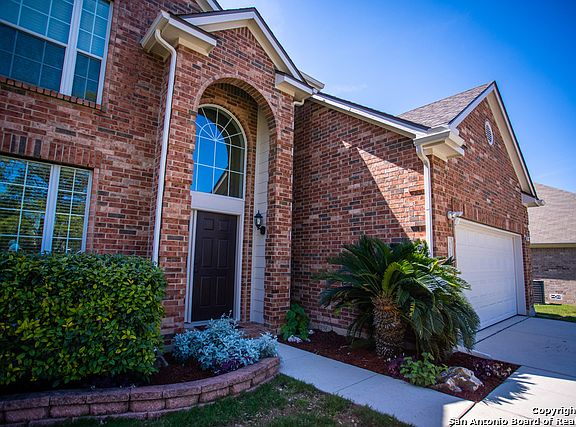 2nd image of 4505 Meadow Creek Dr